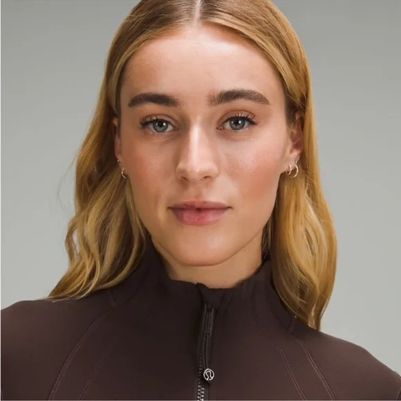 Lululemon π Define Nulu Jacket π€ - Picture 7 of 10